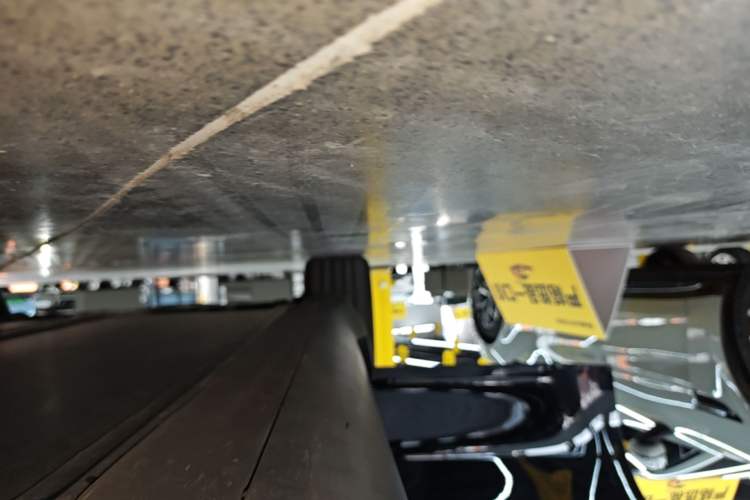 Used Tesla Model Y 2023 Rear-Wheel-Drive Version Right Side Sill