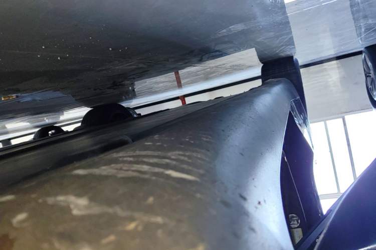 Used Tesla Model Y 2023 Rear-Wheel-Drive Version Right Side Sill