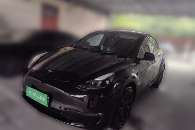 Used Tesla Model Y 2023 Long-Range All-Wheel-Drive Version