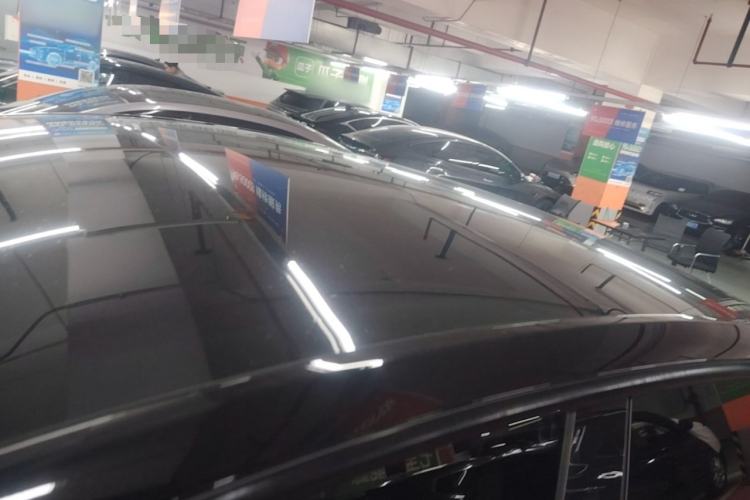 Used Tesla Model Y 2023 Long-Range All-Wheel-Drive Version Roof