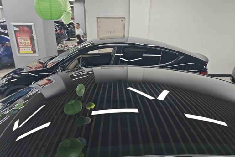 Used Tesla Model Y 2023 High-Performance All-Wheel-Drive Version Roof