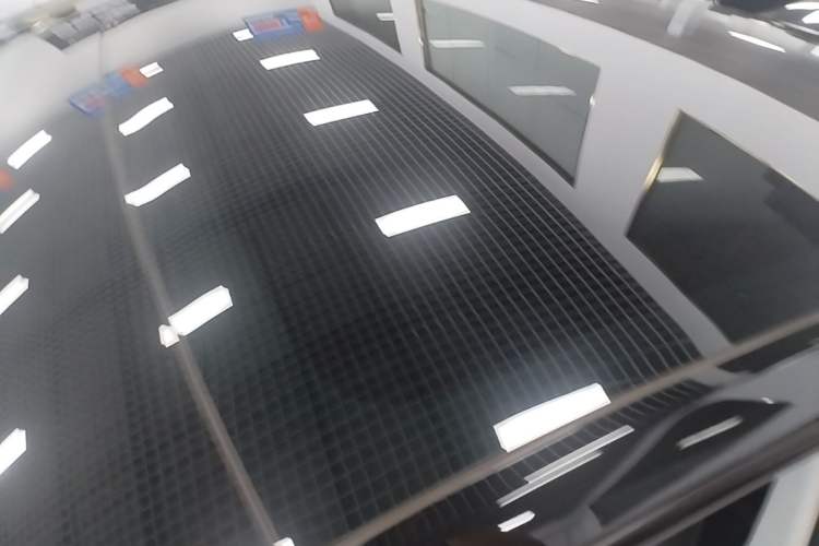 Used Tesla Model Y 2023 Rear-Wheel-Drive Version Roof