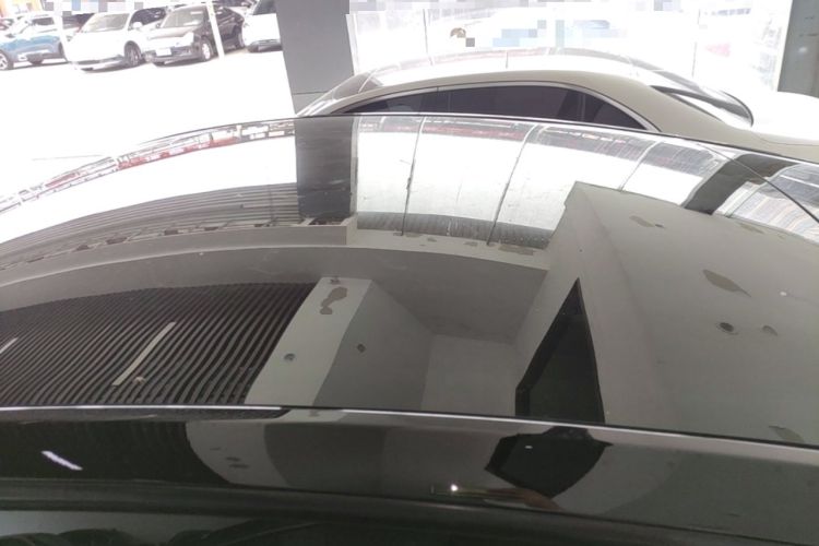 Used Tesla Model Y 2023 Long-Range All-Wheel-Drive Version Roof