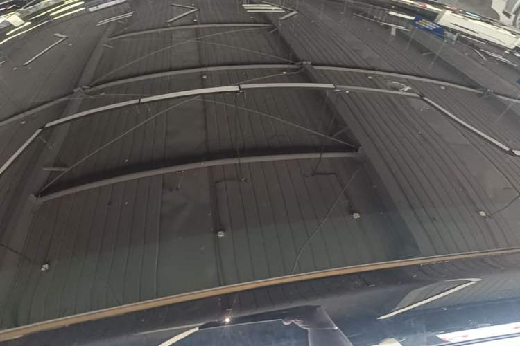 Used Tesla Model Y 2023 Rear-Wheel-Drive Version Roof