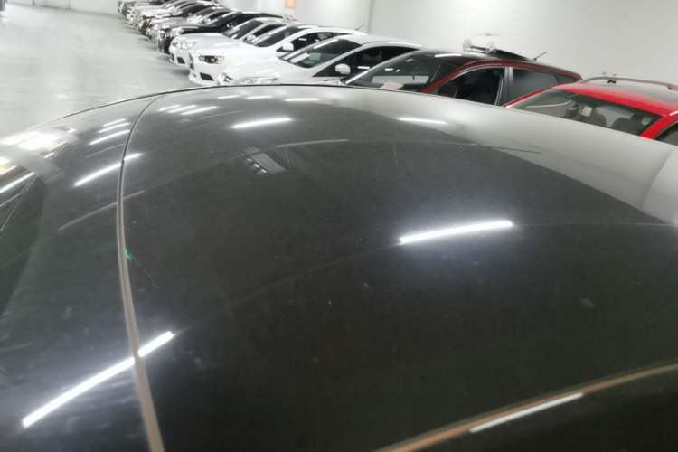 Used Tesla Model Y 2023 Rear-Wheel-Drive Version Roof