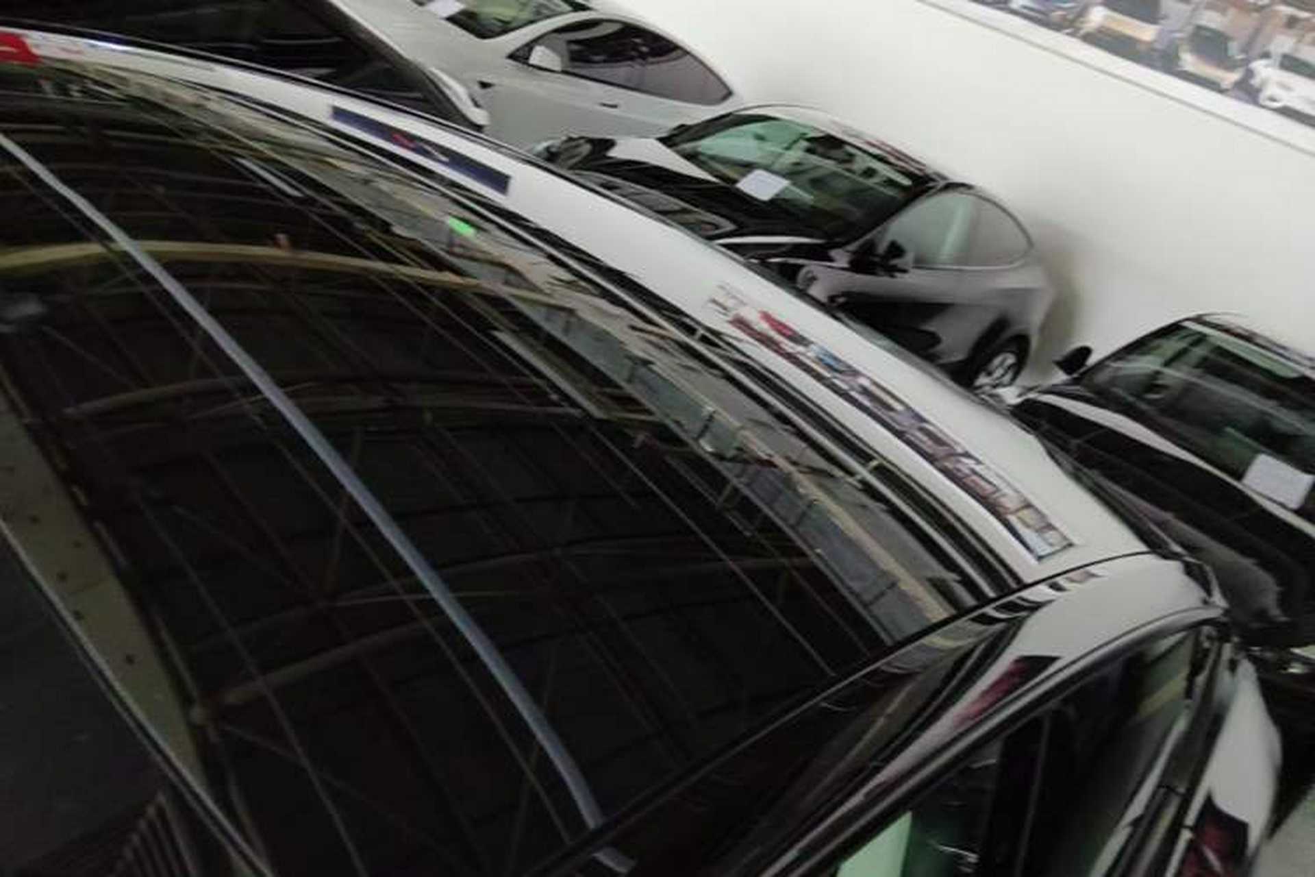 Used Tesla Model Y 2023 Rear-Wheel-Drive Version Roof