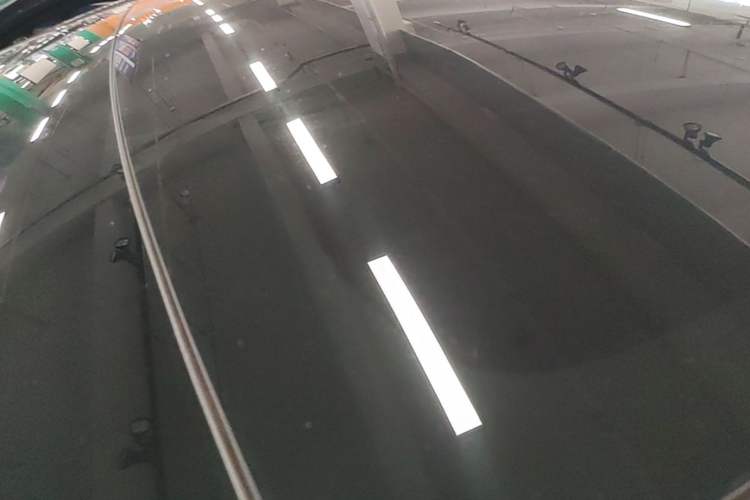 Used Tesla Model Y 2023 Long-Range All-Wheel-Drive Version Roof