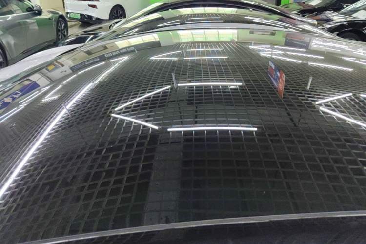 Used Tesla Model Y 2023 Rear-Wheel-Drive Version Roof