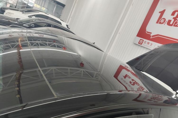 Used Tesla Model Y 2023 Rear-Wheel-Drive Version Roof