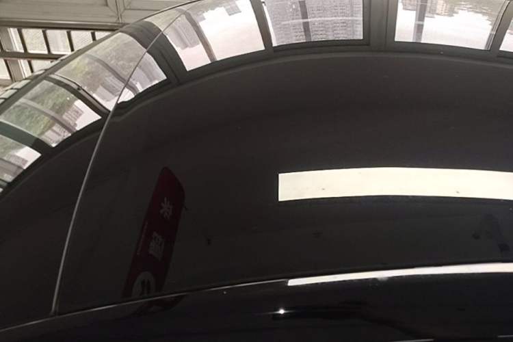 Used Tesla Model Y 2023 Rear-Wheel-Drive Version Roof