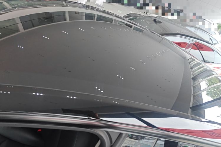 Used Tesla Model Y 2023 Rear-Wheel-Drive Version Roof