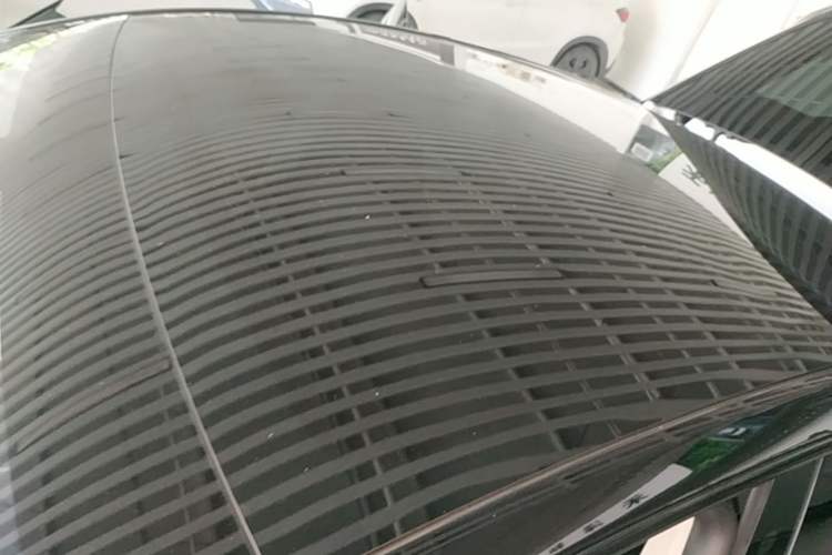 Used Tesla Model Y 2023 Rear-Wheel-Drive Version Roof