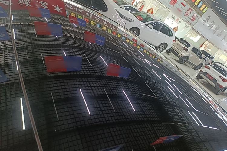 Used Tesla Model Y 2023 Rear-Wheel-Drive Version Roof