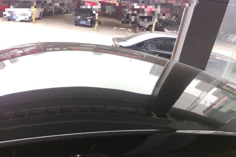 Used Tesla Model Y 2023 Rear-Wheel-Drive Version Roof