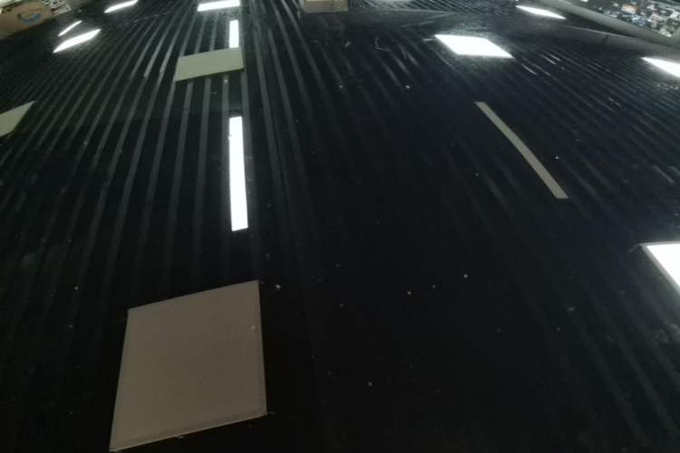 Used Tesla Model Y 2023 Rear-Wheel-Drive Version Roof