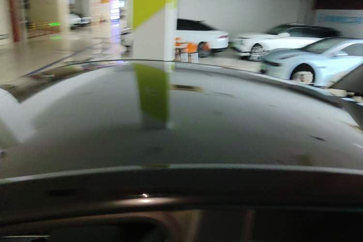 Used Tesla Model Y 2023 Rear-Wheel-Drive Version Roof