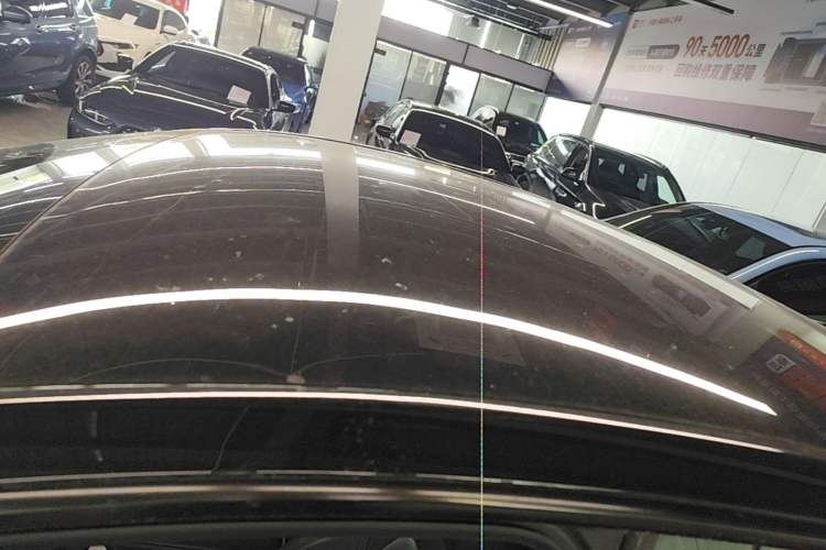 Used Tesla Model Y 2023 Rear-Wheel-Drive Version Roof