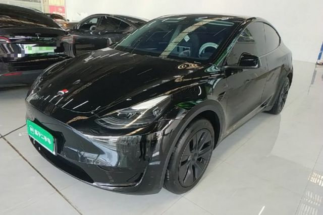 Used Tesla Model Y 2023 Rear-Wheel-Drive Version