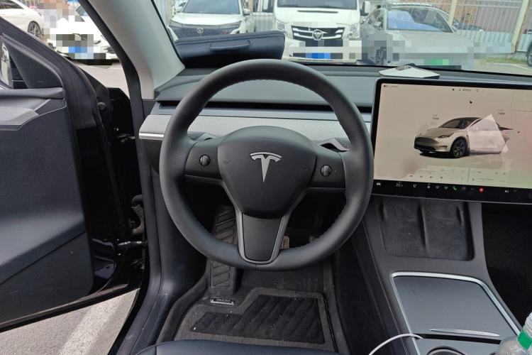 Used Tesla Model Y 2023 Rear-Wheel-Drive Version Steering Wheel