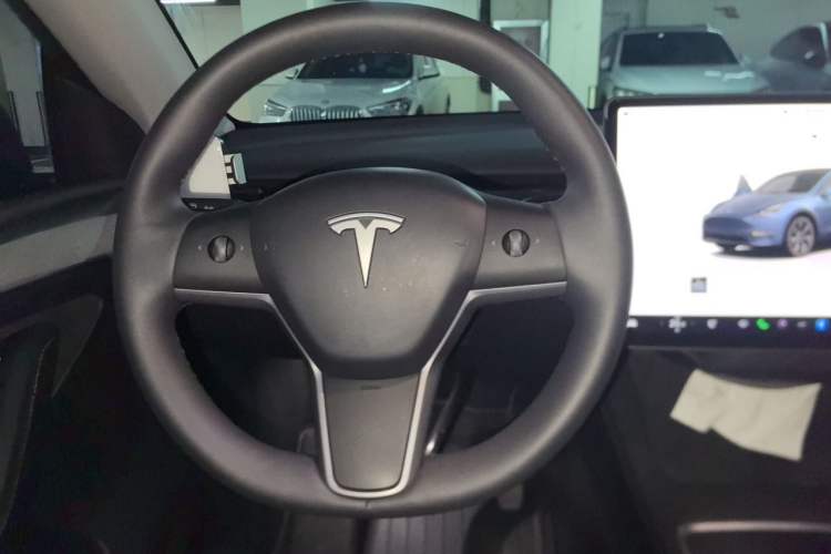 Used Tesla Model Y 2023 Rear-Wheel-Drive Version Steering Wheel