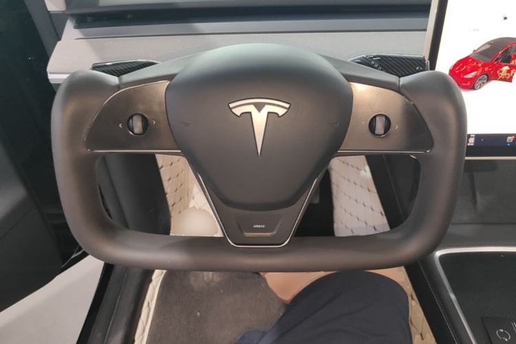 Used Tesla Model Y 2023 Rear-Wheel-Drive Version Steering Wheel