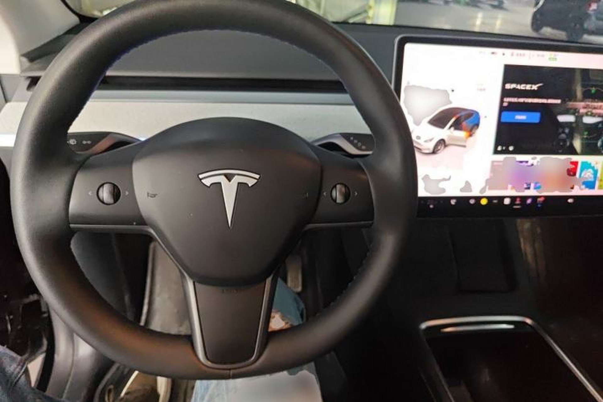 Used Tesla Model Y 2023 Rear-Wheel-Drive Version Steering Wheel