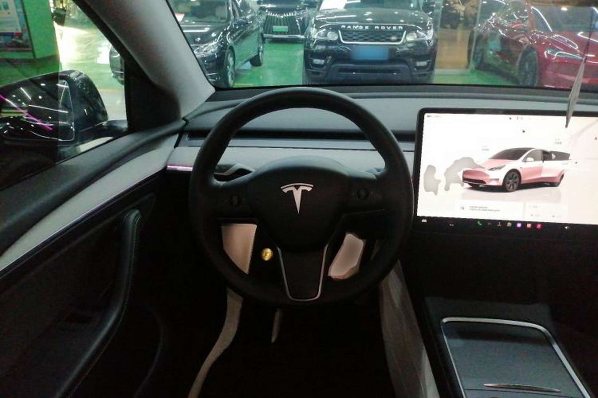 Used Tesla Model Y 2023 Long-Range All-Wheel-Drive Version Steering Wheel