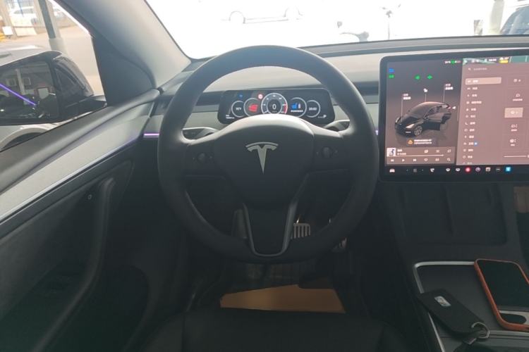 Used Tesla Model Y 2023 Rear-Wheel-Drive Version Steering Wheel