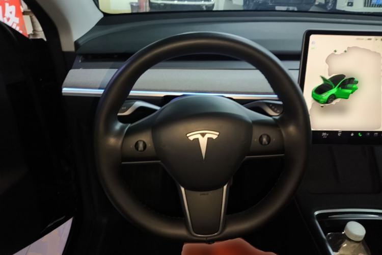 Used Tesla Model Y 2023 Rear-Wheel-Drive Version Steering Wheel