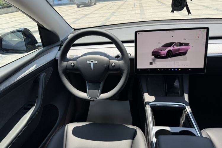 Used Tesla Model Y 2023 Rear-Wheel-Drive Version Steering Wheel