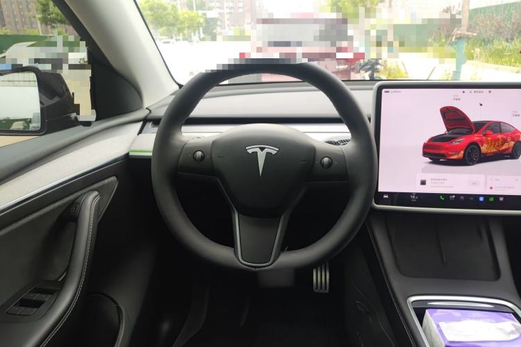 Used Tesla Model Y 2023 High-Performance All-Wheel-Drive Version Steering Wheel