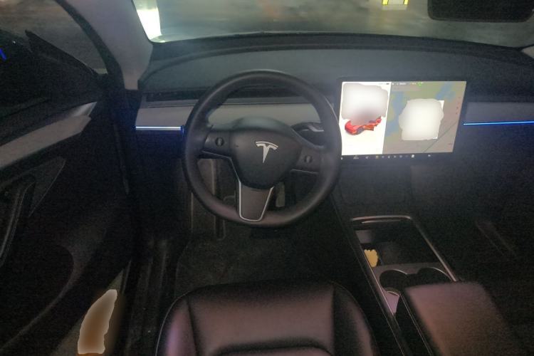 Used Tesla Model Y 2023 Rear-Wheel-Drive Version Steering Wheel