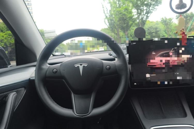 Used Tesla Model Y 2023 Rear-Wheel-Drive Version Steering Wheel