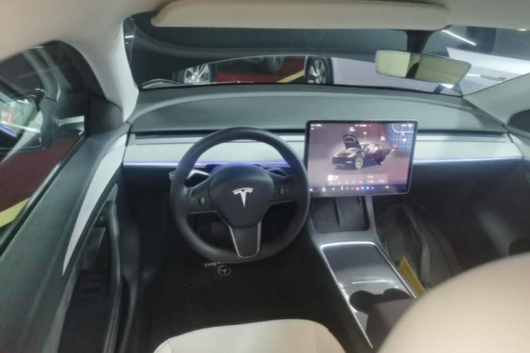 Used Tesla Model Y 2023 Rear-Wheel-Drive Version Steering Wheel