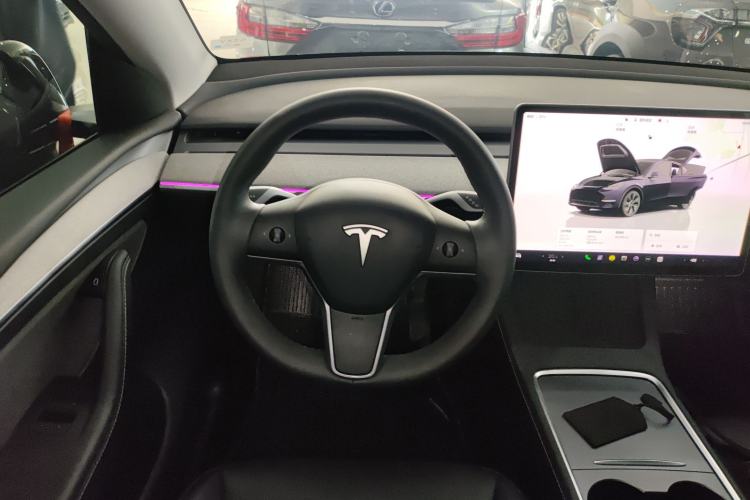 Used Tesla Model Y 2023 Rear-Wheel-Drive Version Steering Wheel