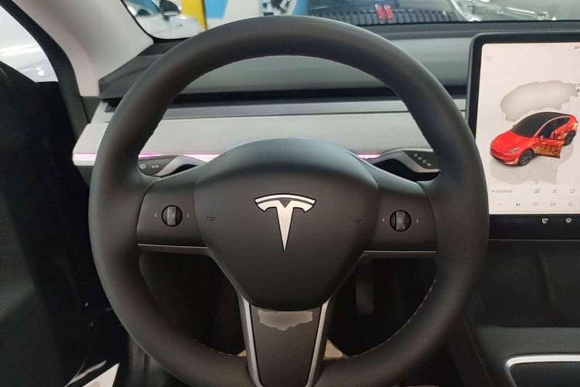Used Tesla Model Y 2023 Long-Range All-Wheel-Drive Version Steering Wheel
