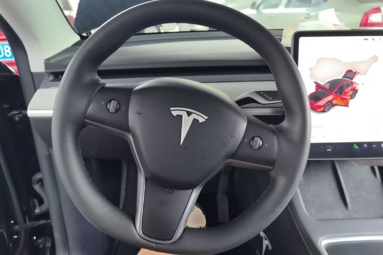 Used Tesla Model Y 2023 Rear-Wheel-Drive Version Steering Wheel