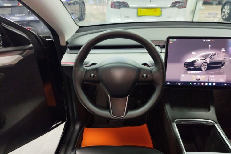 Used Tesla Model Y 2023 Rear-Wheel-Drive Version Steering Wheel