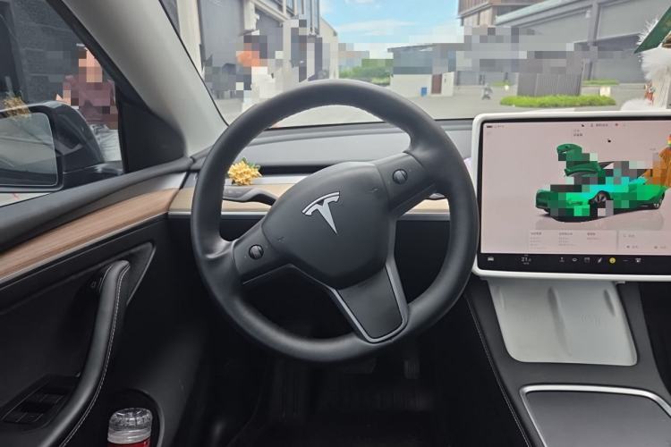 Used Tesla Model Y 2023 Rear-Wheel-Drive Version Steering Wheel