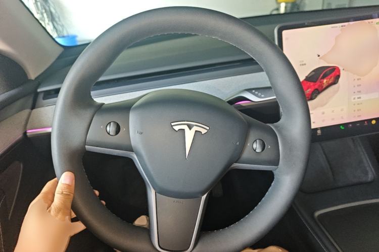 Used Tesla Model Y 2023 Rear-Wheel-Drive Version Steering Wheel