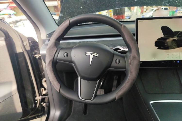 Used Tesla Model Y 2023 Rear-Wheel-Drive Version Steering Wheel
