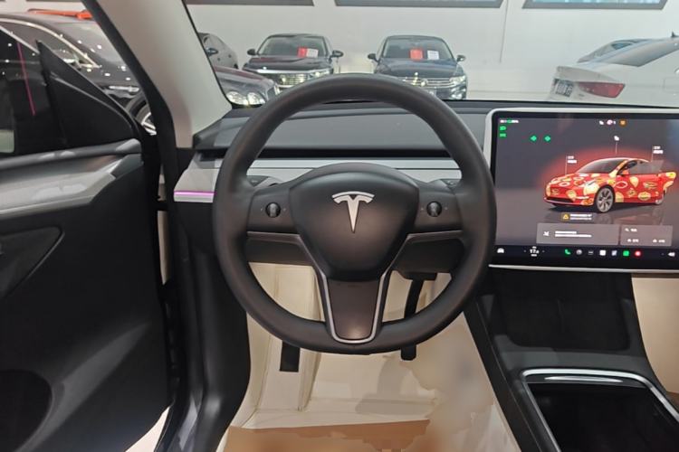 Used Tesla Model Y 2023 Rear-Wheel-Drive Version Steering Wheel