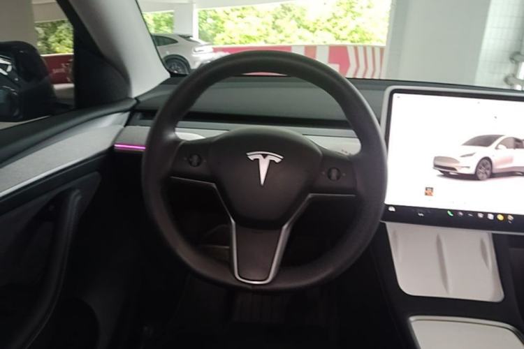 Used Tesla Model Y 2023 Rear-Wheel-Drive Version Steering Wheel