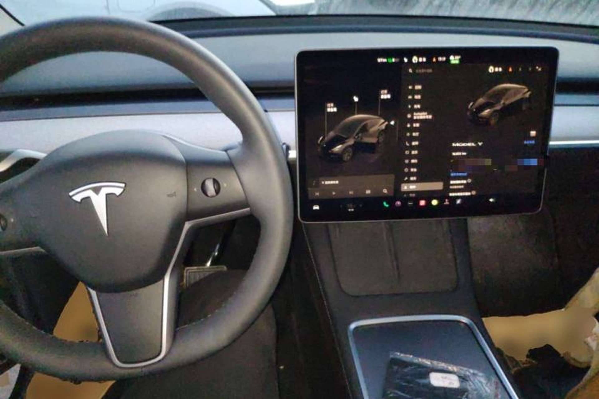 Used Tesla Model Y 2023 Rear-Wheel-Drive Version Steering Wheel