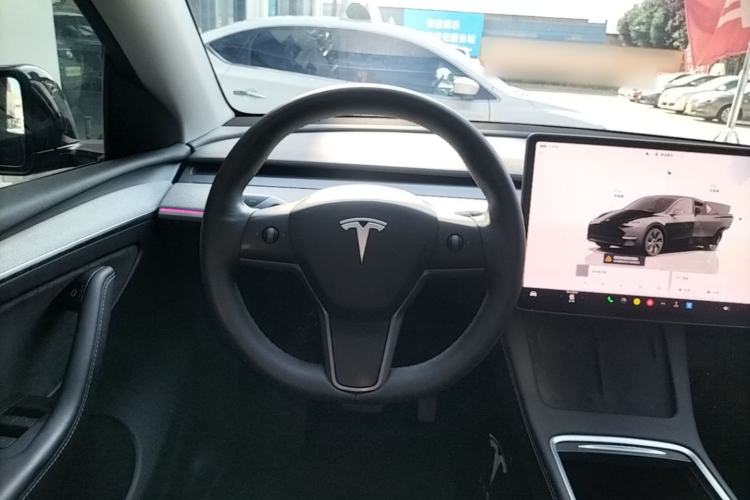 Used Tesla Model Y 2023 Rear-Wheel-Drive Version Steering Wheel