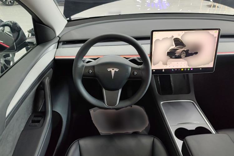 Used Tesla Model Y 2023 Rear-Wheel-Drive Version Steering Wheel