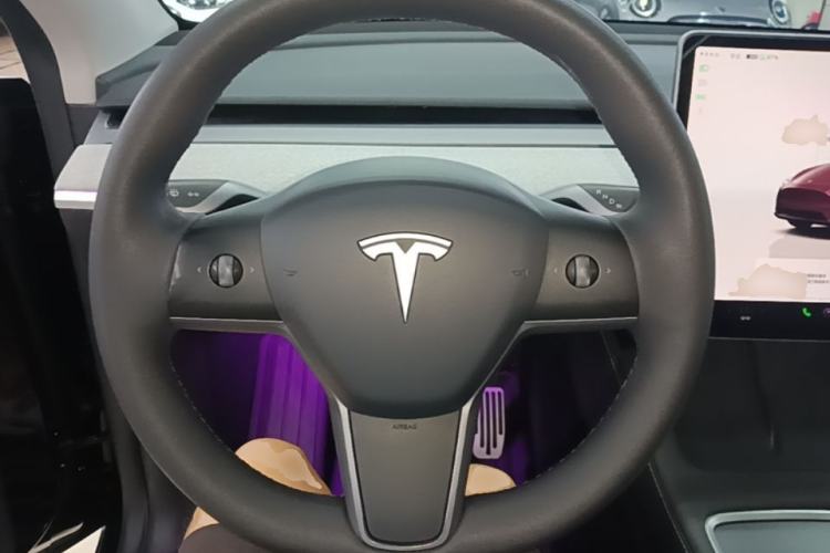 Used Tesla Model Y 2023 Rear-Wheel-Drive Version Steering Wheel