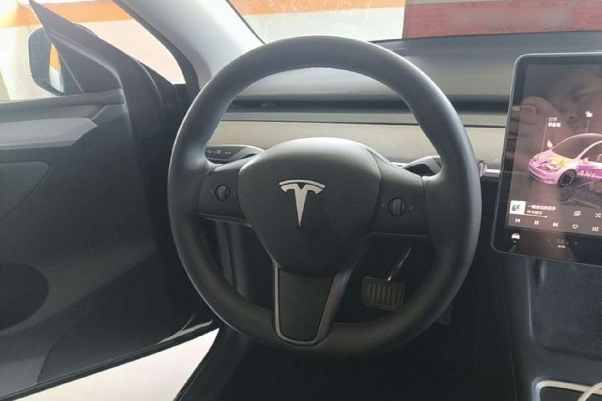 Used Tesla Model Y 2023 Rear-Wheel-Drive Version Steering Wheel