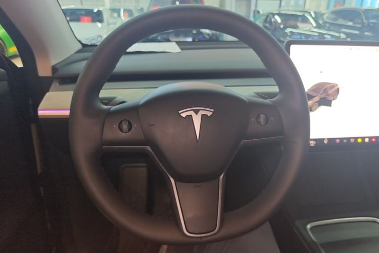 Used Tesla Model Y 2023 Rear-Wheel-Drive Version Steering Wheel