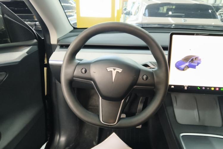 Used Tesla Model Y 2023 Rear-Wheel-Drive Version Steering Wheel